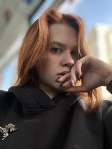 LoraPuffs Public Pic