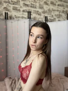 Eva_Collinss FREE pack Lady Red outfit Pic