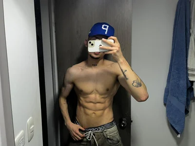 strongManLatino 2 Pic 2