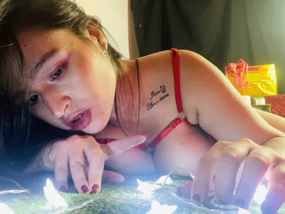 Jennifer_Vega1 candle set Pic 2