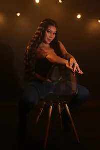 Sophia_Brunett I don't show everything ... just enough for you to want more! Pic 2