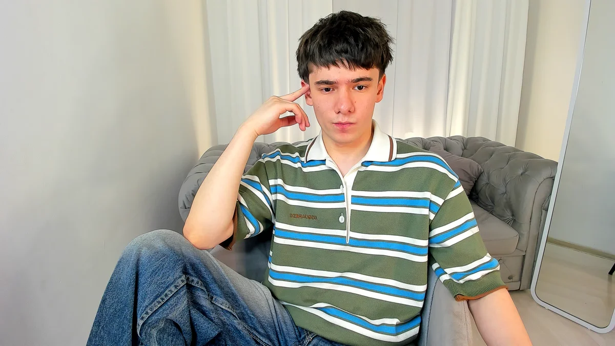 Ethan_Crowe Trending Pic 1377