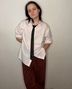 MarleenPhong Public  3টি ছবি