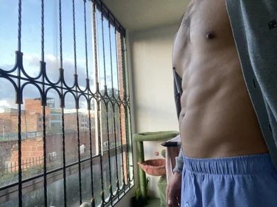 Tony_herePublic Bild 2