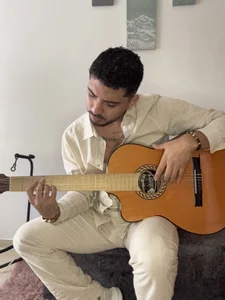 samuelcoopeer Guitar 🥰 Pic 6