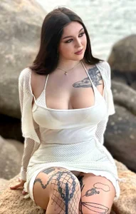 _Tessa_May_ Public 사진 5