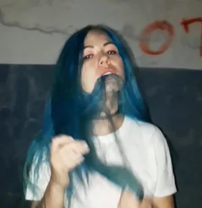 Blowjobs-Alice Public Pic 5
