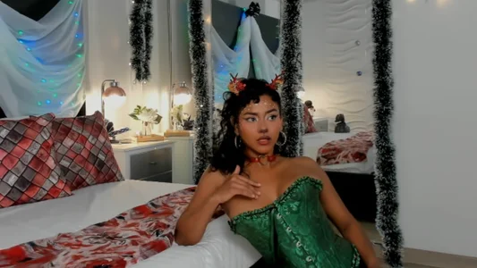 Naughty Reindeer 🦌😈 de im_emma_  2 Imagens