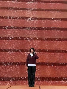 LeslySerna Public Pic 4