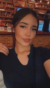 ValentinaRojass_ Public Immagine  3