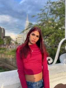 Public od Grecia_Monterey  6 snímek