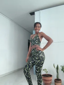 caryn_johnson casual pics!🥰 Foto