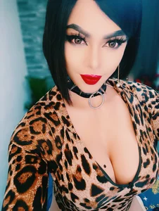 AlisonCox Xxxxx love trans 圖片
