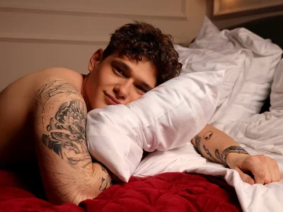 DanyDavis: Public ( 3 фото)