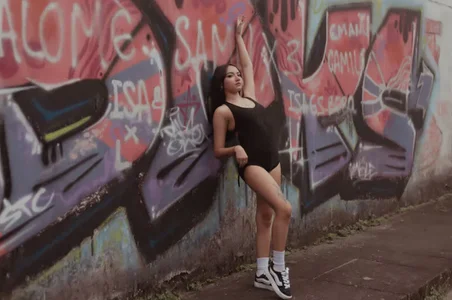 Zoe_Evaanss_ In Black!! slika 5