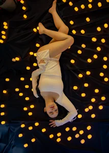 Aria_Bennett1 A NIGHT BY CANDLE LIGHT Pic