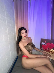 ashley_cummers more surprise on pvt . fénykép