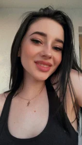 PlayfulKiraa Public Pic 4