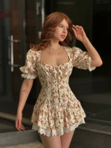 CarolaineMyers Public Pic 2