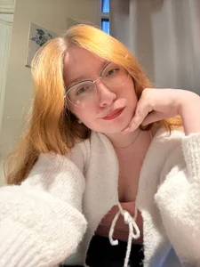 AliceAllisons kullanıcısının 👄 albümü -  fotoğraf