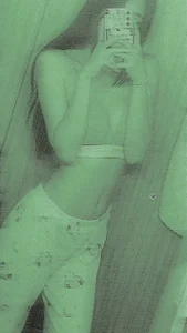 Madelaine_T18 Public Pic 7