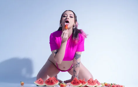 SarahCastro1_ Public зображення 2