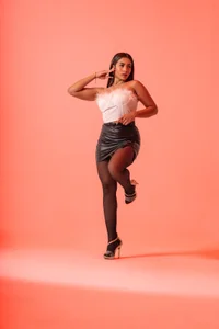 GraceWallace_ 🩶🤍🤍 사진