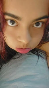 valy_shyness it's just me 💖🥴 Billede 7