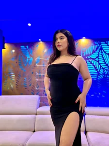 CandaseRussell Glam Girl Pic 3