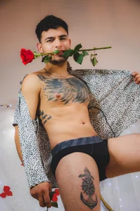 Two_sinzXX .. Bilde 3