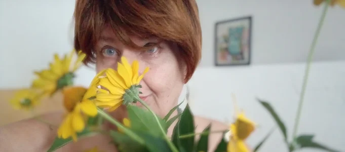 MioritaHard Flowers Pic