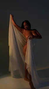 anahi_ryan_ Public টি ছবি