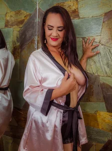 ScarleetJonson Public Immagine  5