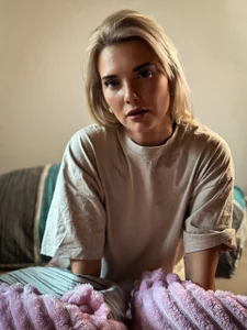 Foxy__Bite Paar Fotos im Bett! ;) зображення 8