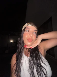 Meet much better me de SkyMusee_  3 photos