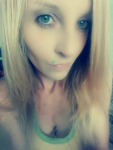 Sweetczechgirl Public Hình 6