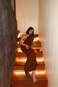 Kneel_to_Cassiopea: CLASSY 🤎 ( 2 фото)