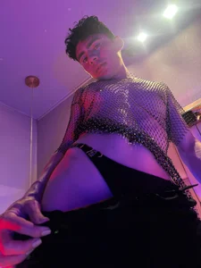 Sebastian_Collins_Public Bild