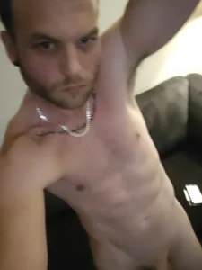 Sneak peak od GeneralXMillyX  2 snímek