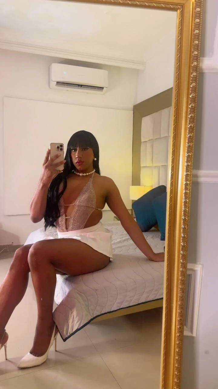 IsabellaDarrell_ts Δημοφιλής εικόνα 5019