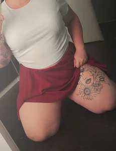 SienaSerpente in clothes Billede