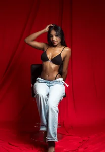 Ebony de Angelicamayson  3 photos