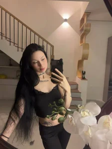 Alice_1n_Wonderland_ I was in a good mood this morning! Pic 2