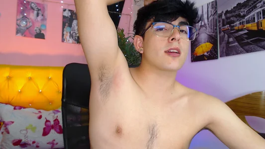 nolan_twink1: Armpints ( 3 фото)