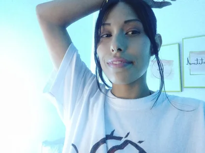 yourcuteneighbourr just me Pic 2