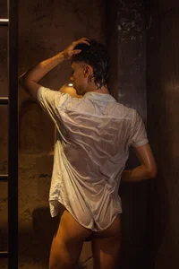 Alexxus_SmithのOn the Shower With Meの 3枚の写真