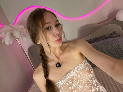 onlymollylolli Public Pic 4