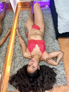 SaraZuletaa Public Pic 6