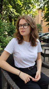 Lilith-BloomX Public Immagine  5
