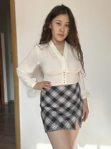 Riz_girl just need to show clothes #4 Pic 4